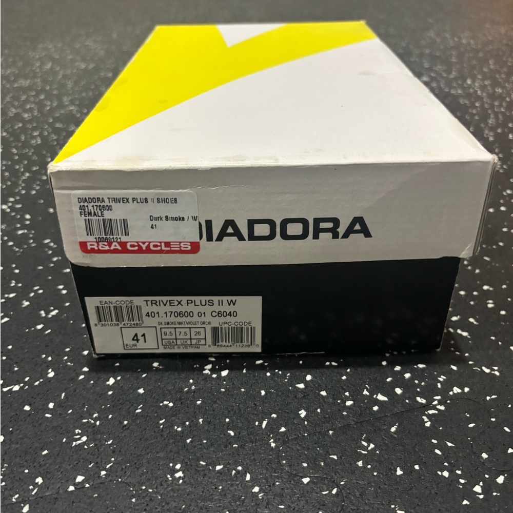 Diadora Trivex Plus II W Shoes - Black and White